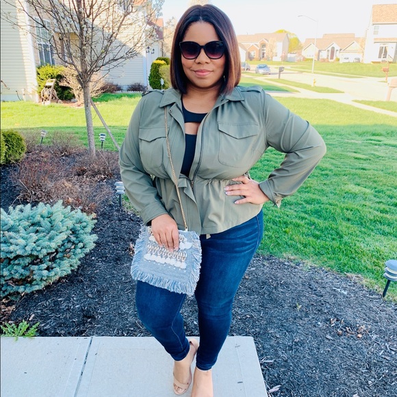 Meet your Posher, Venetia ❤️ - Picture 10 of 12